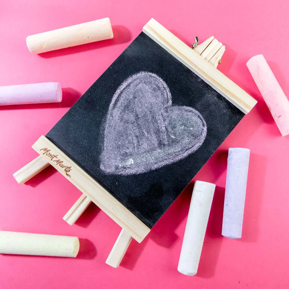Mont Marte Chalkboard Easel Medium - Image 3
